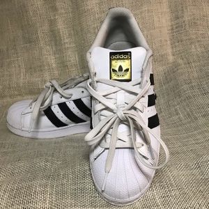 Adidas Superstar